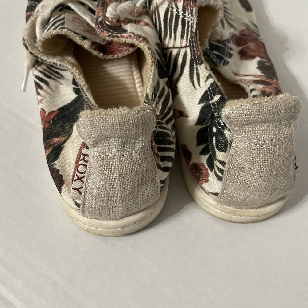 Flower print - Picture 3 of 5
